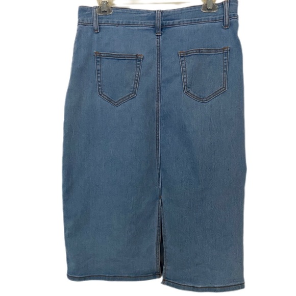 Classic Blue Denim Pencil Skirt Stretchy Back Slit 2 Rear Pockets Size Large - Picture 2 of 13